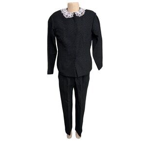 Vintage Black Textured 3-Piece Suit With Removable Lace Collar Vest Jacket Pants